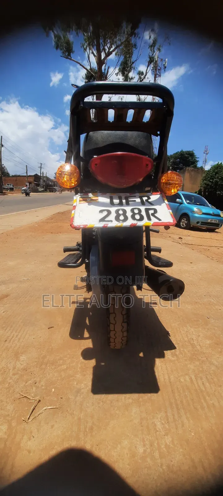 Bajaj CT 125X 2022 Red