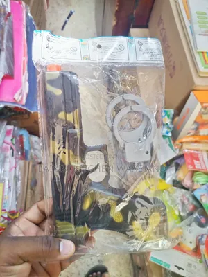 Realistic Toy Pistol – Kids’ Pretend Play Movie Acting Prop