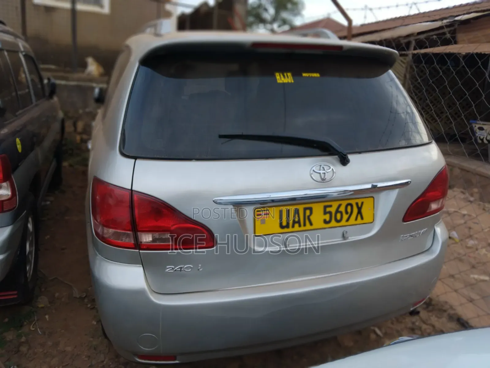 Toyota Ipsum 240i Limited 4WD 2002 Gray