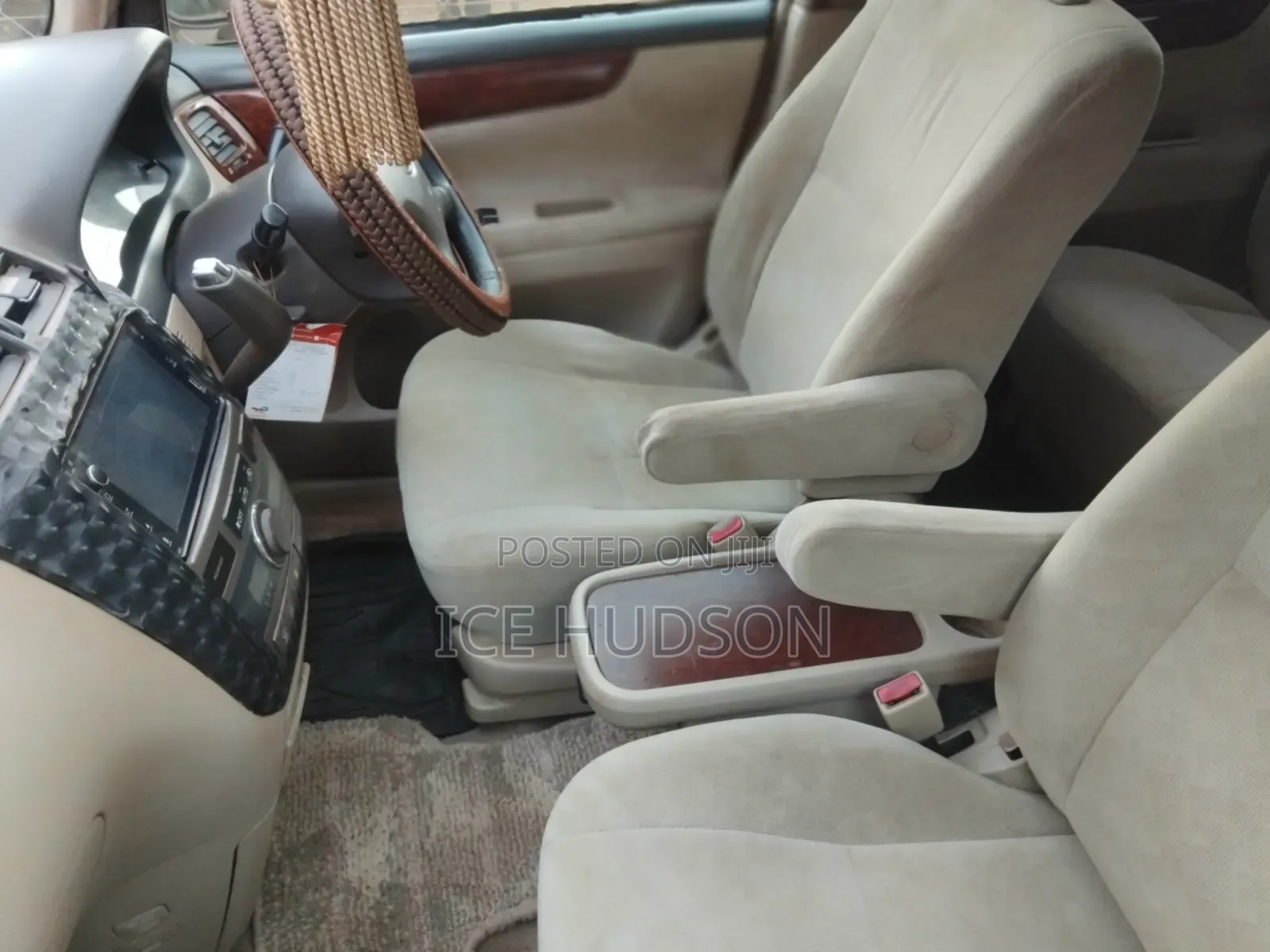 Toyota Ipsum 240i Limited 4WD 2002 Gray