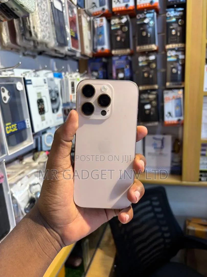 Apple iPhone 16 Pro 256 GB Gold