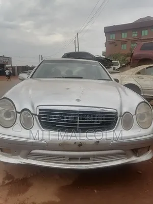Mercedes-Benz E300 2006 Silver