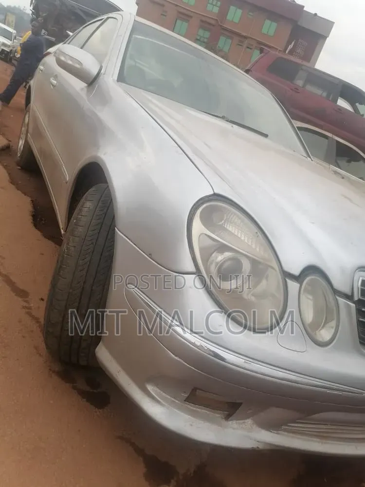 Mercedes-Benz E300 2006 Silver