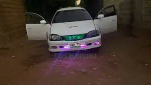 Toyota Caldina 2000 White
