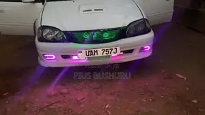 Toyota Caldina 2000 White