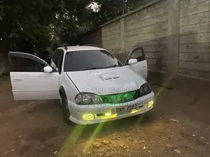 Toyota Caldina 2000 White