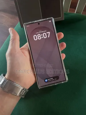 New Samsung Galaxy Z Fold8 Ultra 256 GB Graphite