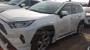 Toyota RAV4 2020 White