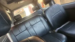 Toyota Noah 2002 Silver