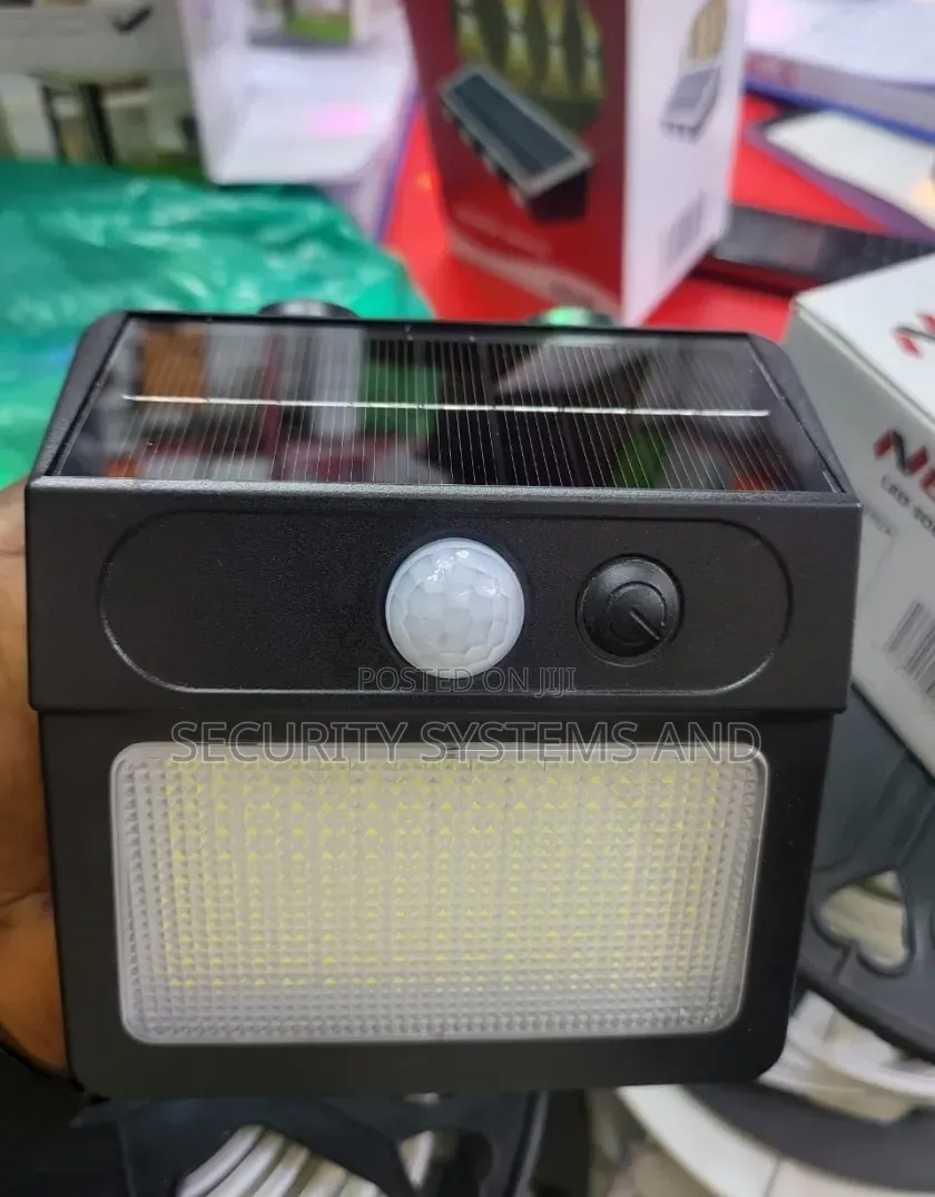 Led Solar Sensor Light With Two Light Colours