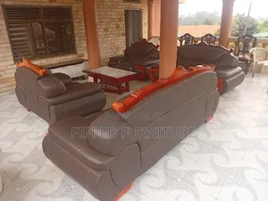 Leatger Sofa Set