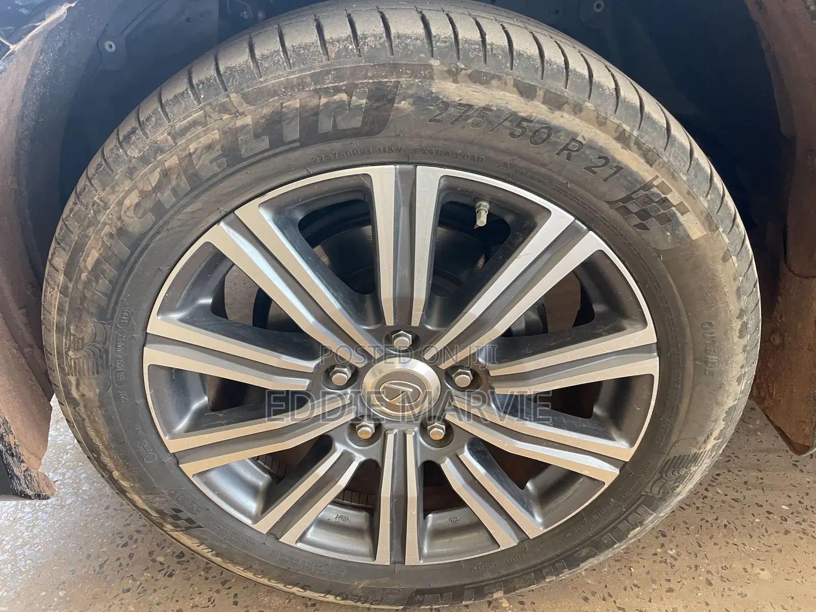 Lexus LX 570 (5 seats) AWD 2016 Black