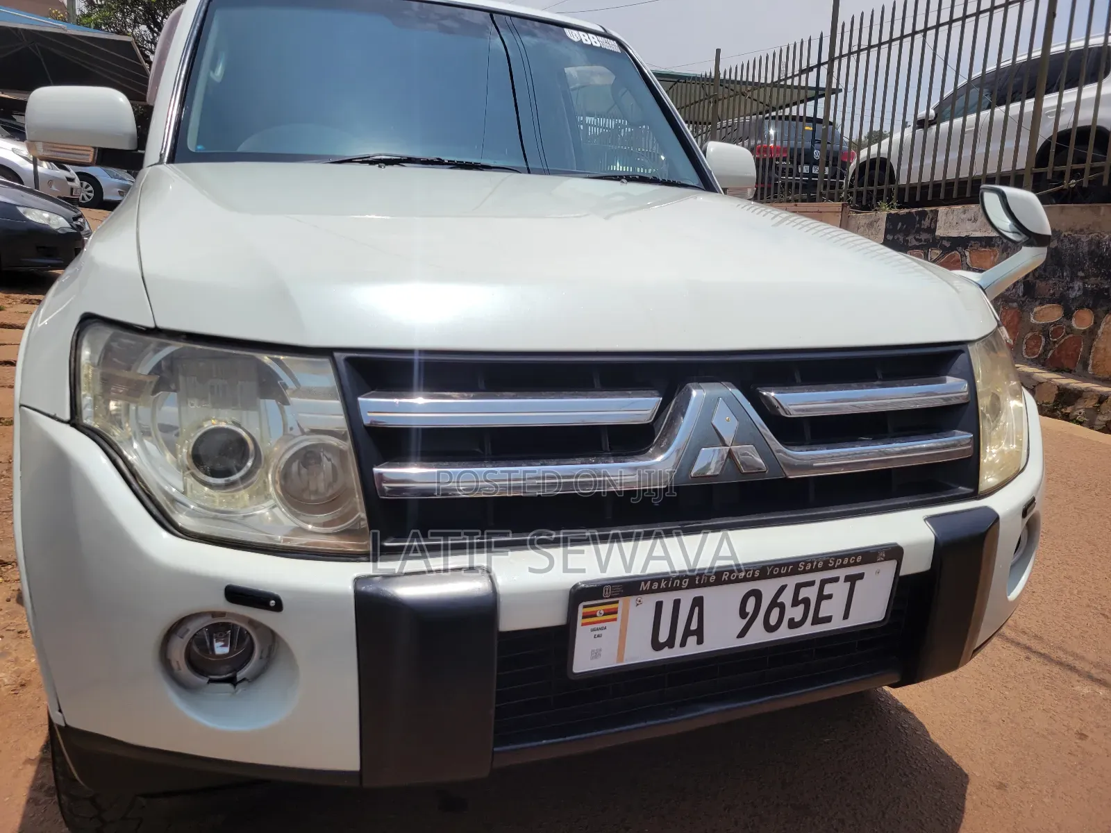 Mitsubishi Pajero 2.5 TD Classic 2008 White