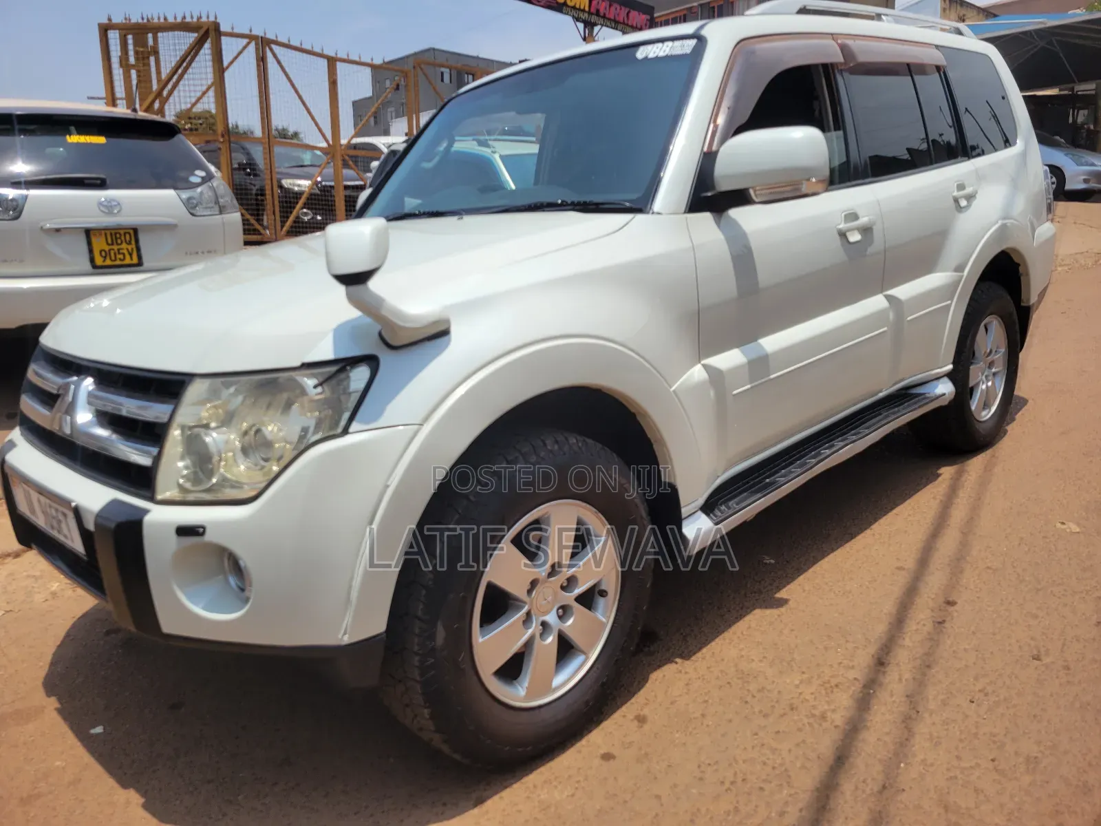 Mitsubishi Pajero 2.5 TD Classic 2008 White