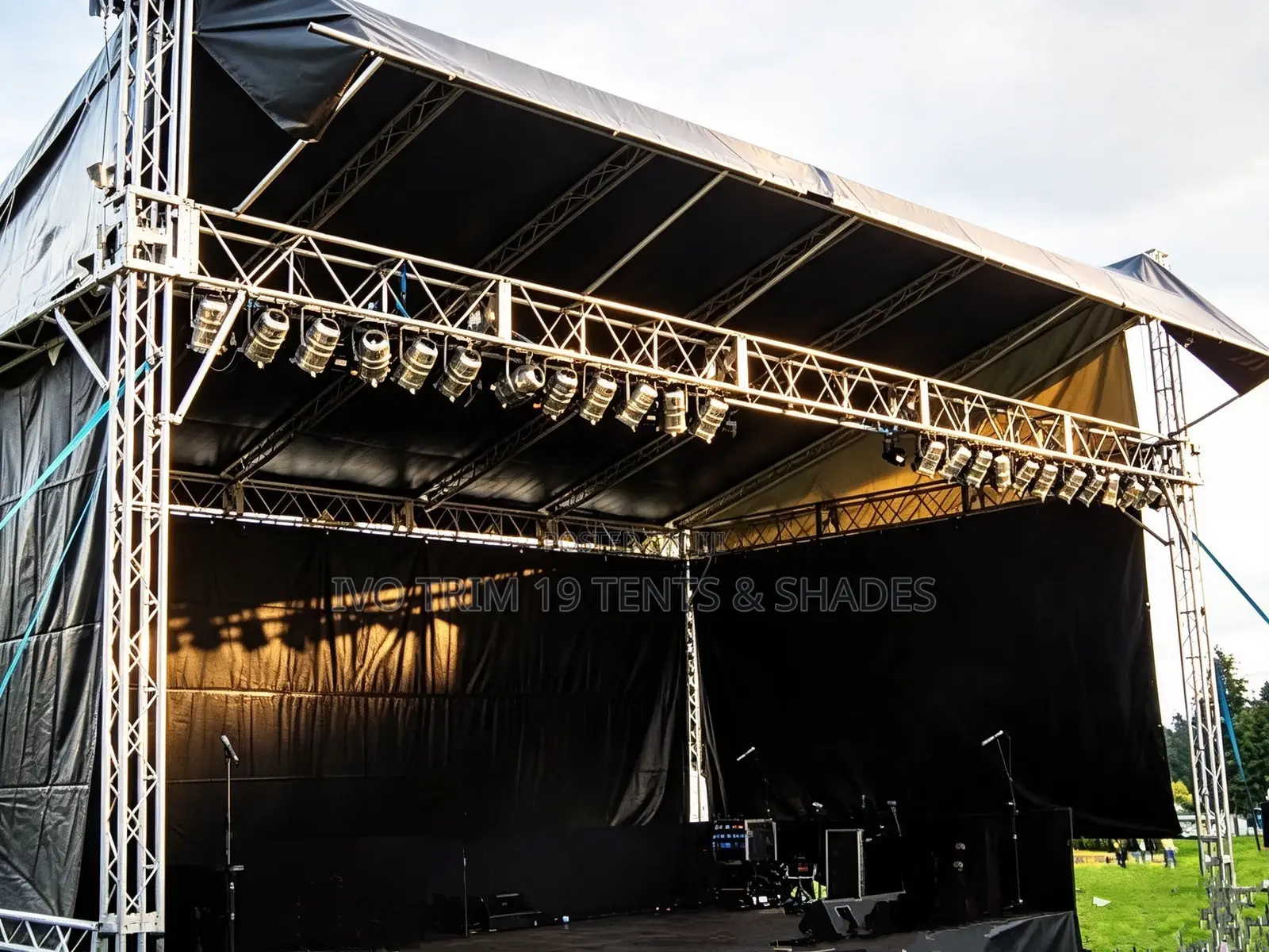 Box-Truss Concert Stage