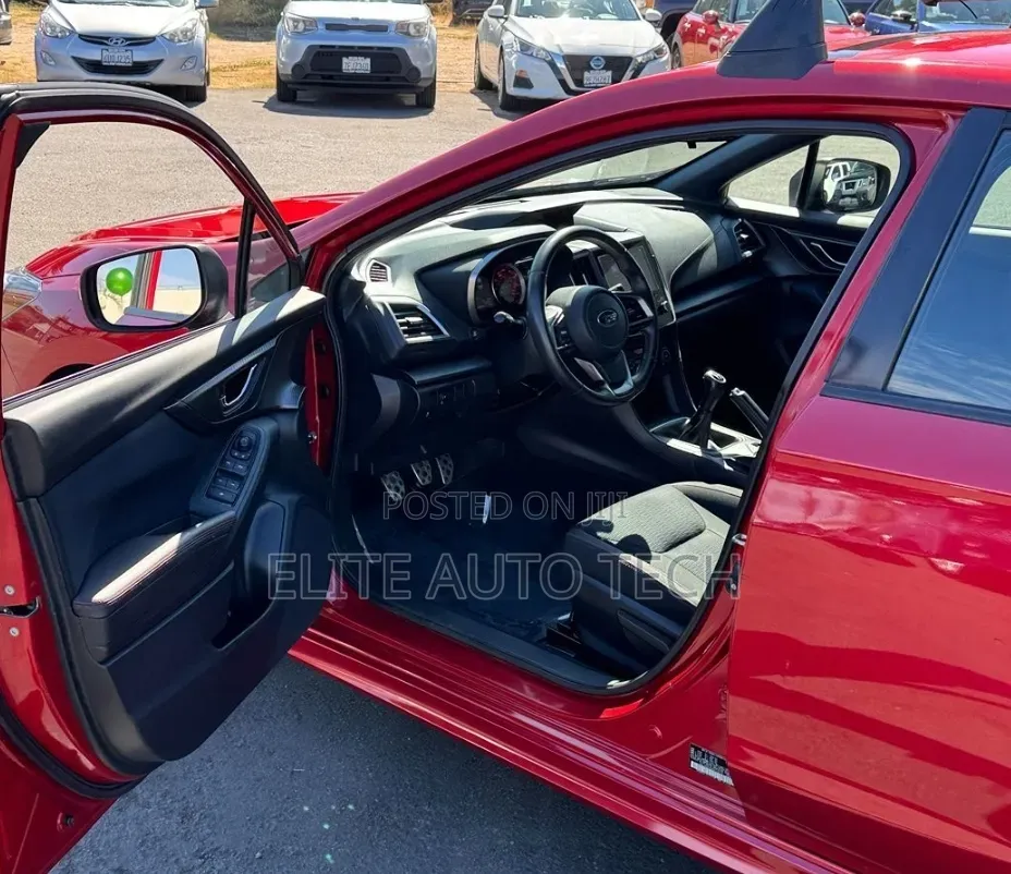 Subaru Impreza 2.0i AWD Hatchback 2017 Red