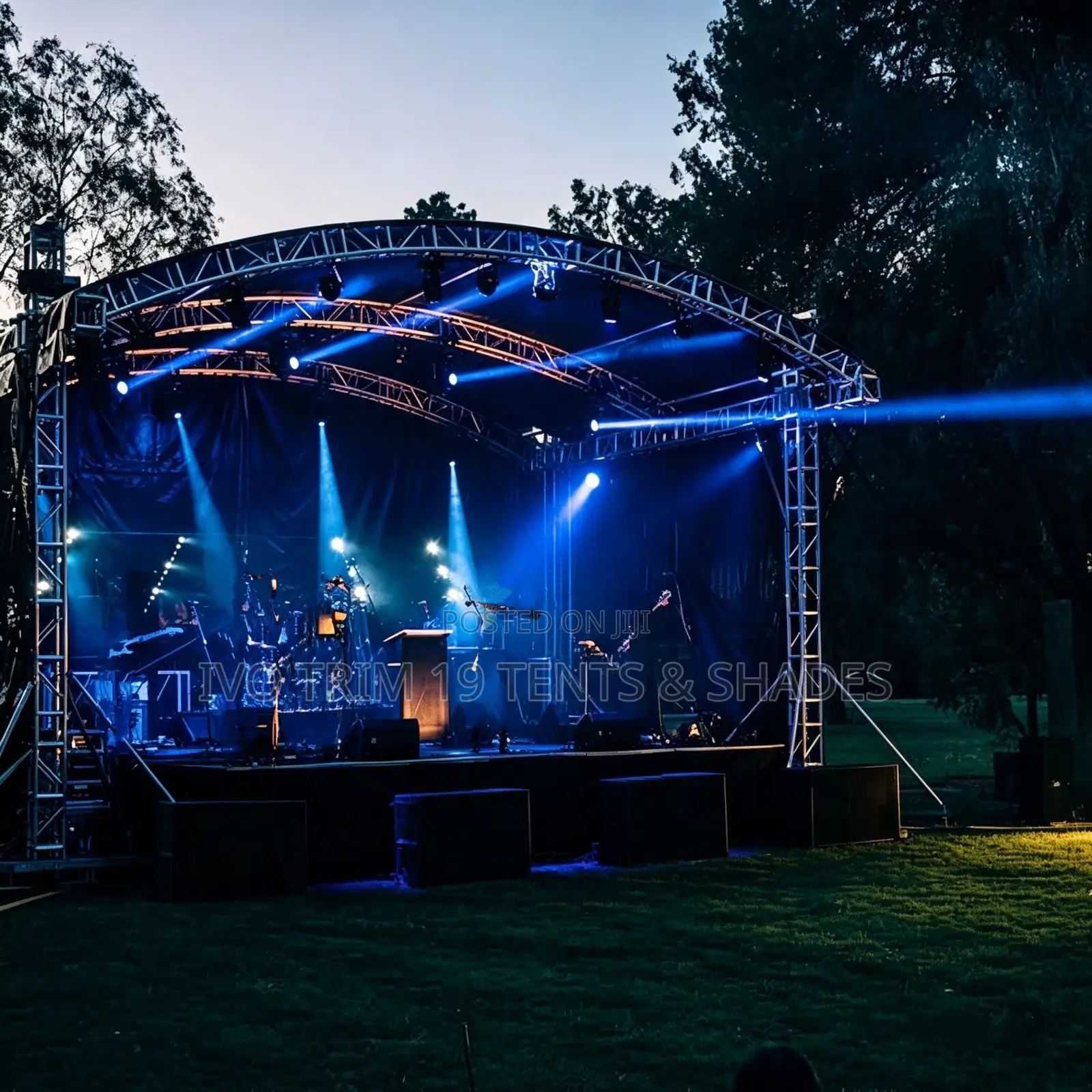 Curved Arch-Truss Roof Stage
