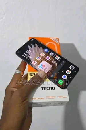 New Tecno Spark 40 Pro+ 256 GB White