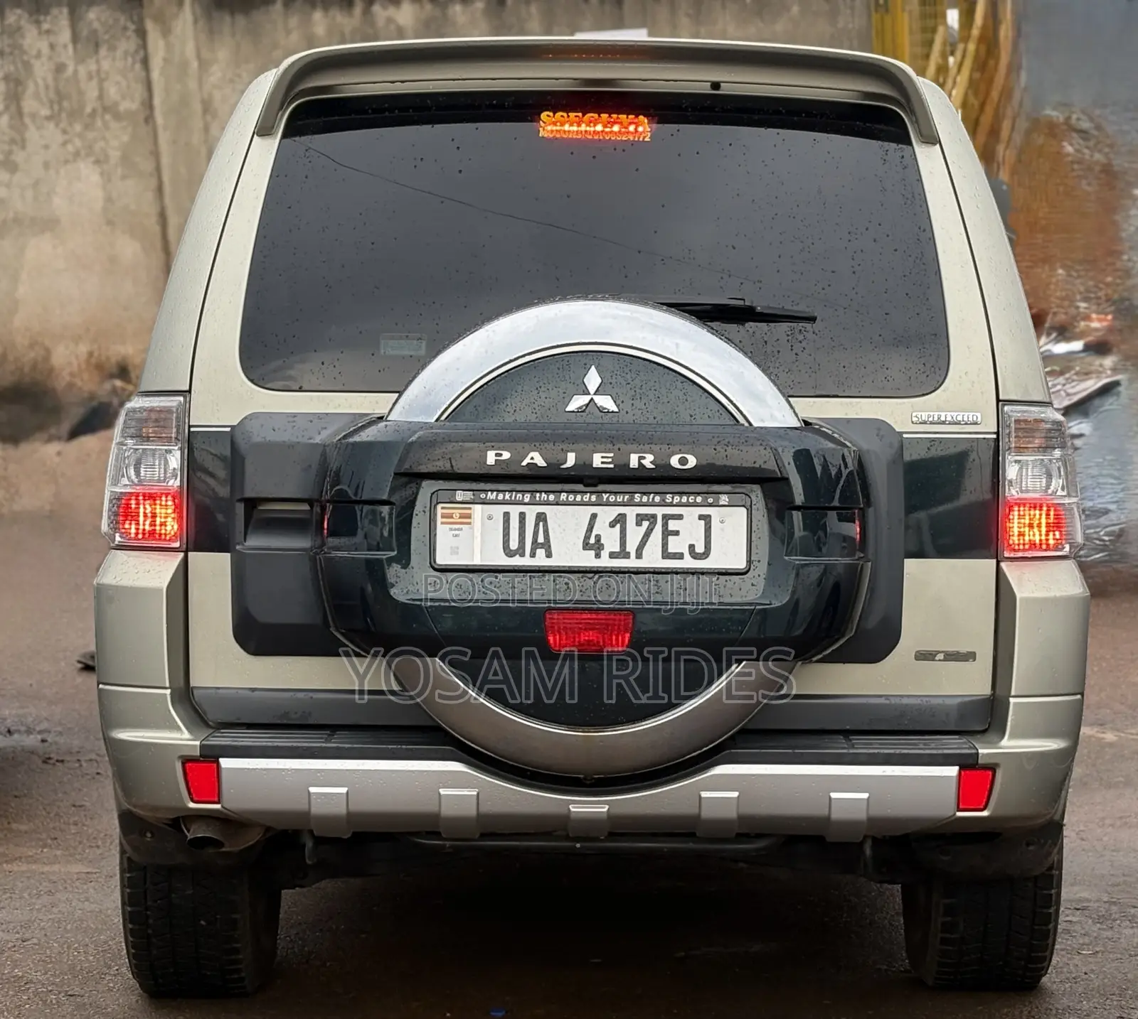 Mitsubishi Pajero 3.2 Di-Dc GLS 2012 Gold