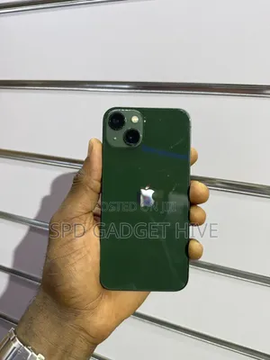 Apple iPhone 13 128 GB