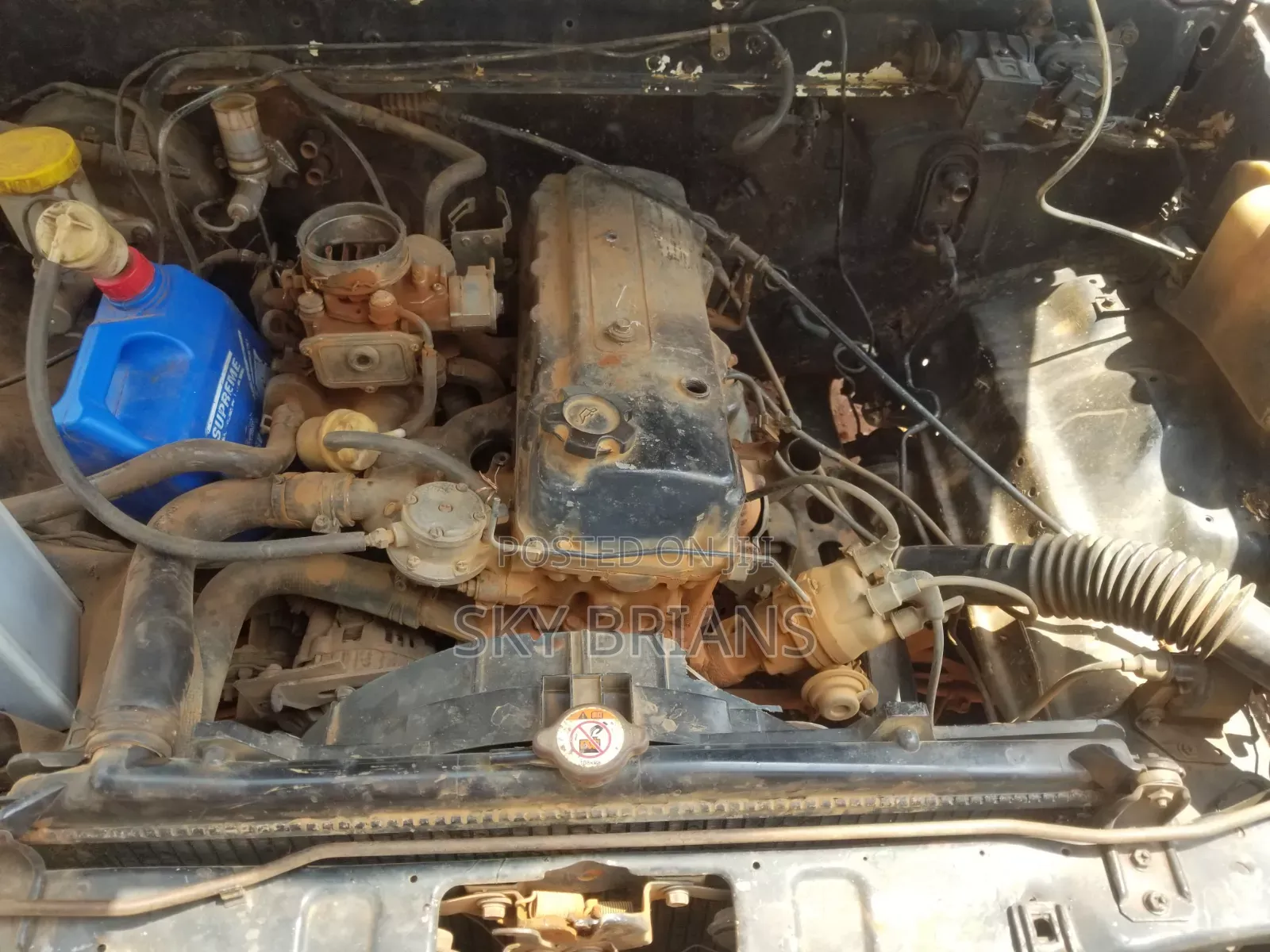 Nissan Pick-Up 1991 Gray