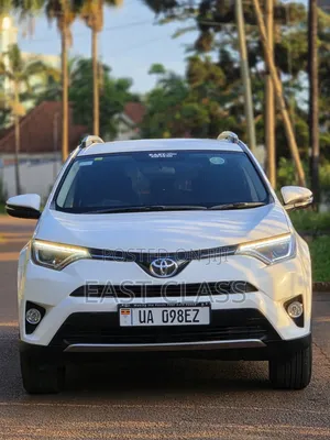 Toyota RAV4 2017 White