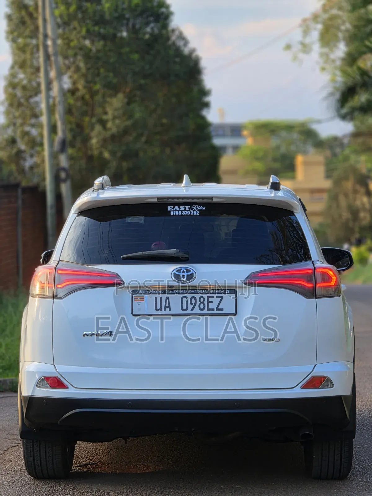 Toyota RAV4 2017 White