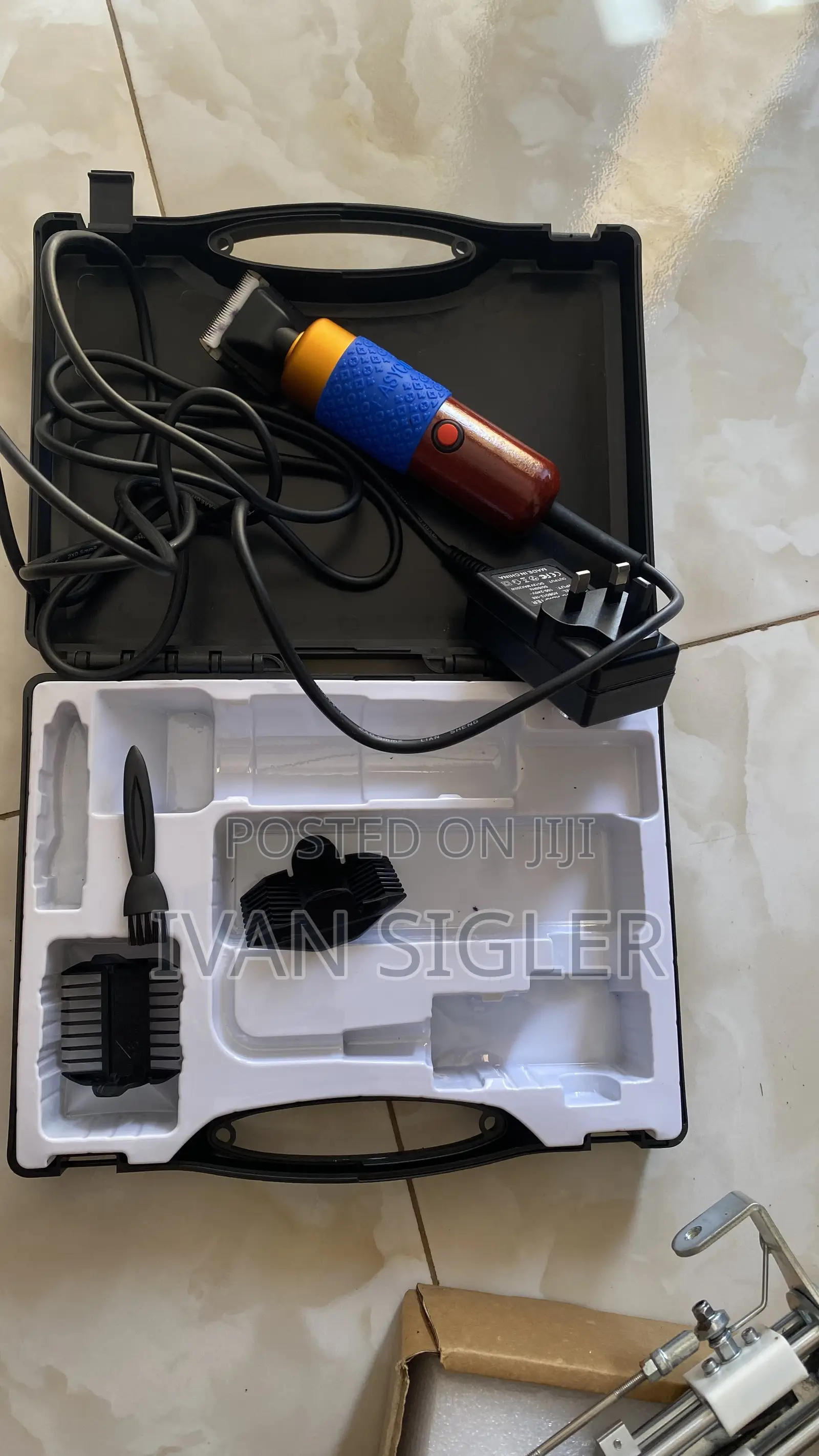 Tufting Machine on Quick Sale