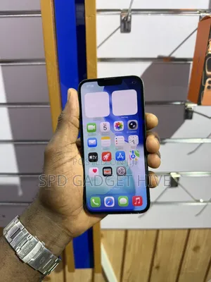 Apple iPhone 13 128 GB Green