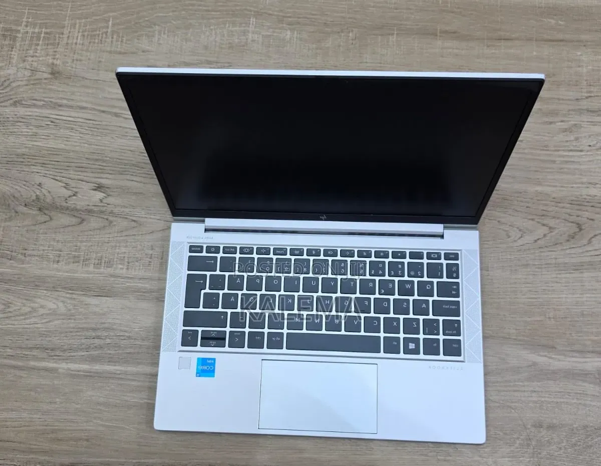 New Laptop HP EliteBook 840 G8 8GB Intel Core i5 SSD 256GB