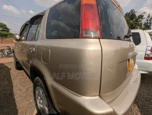 Honda CR-V 2000 Gold