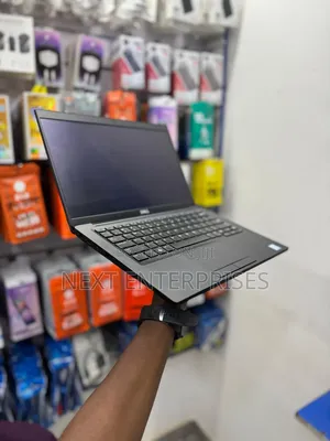 Laptop Dell Latitude 7390 8GB Intel Core i5 SSD 256GB