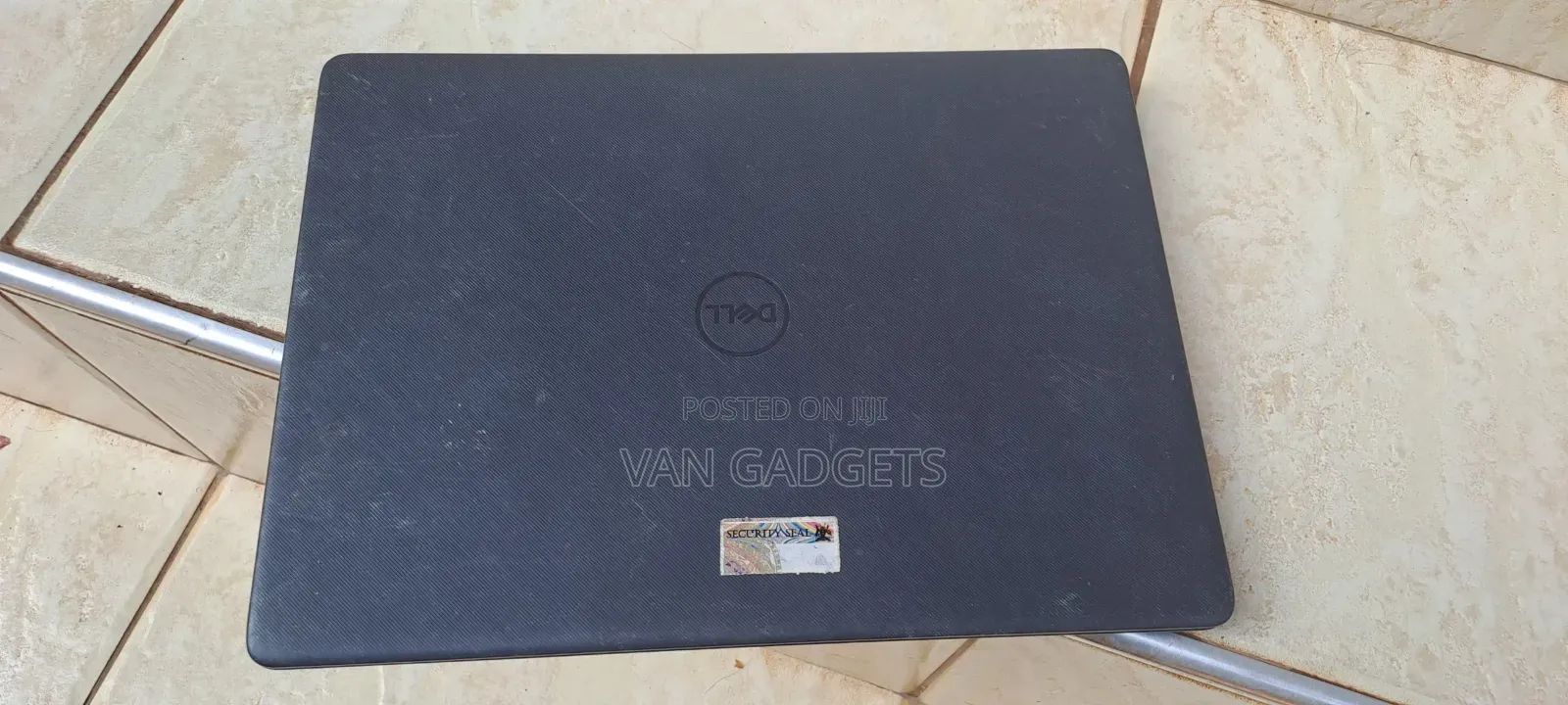 Laptop Dell G15 5521 Special Edition 12GB Intel Core i3 SSD 1T