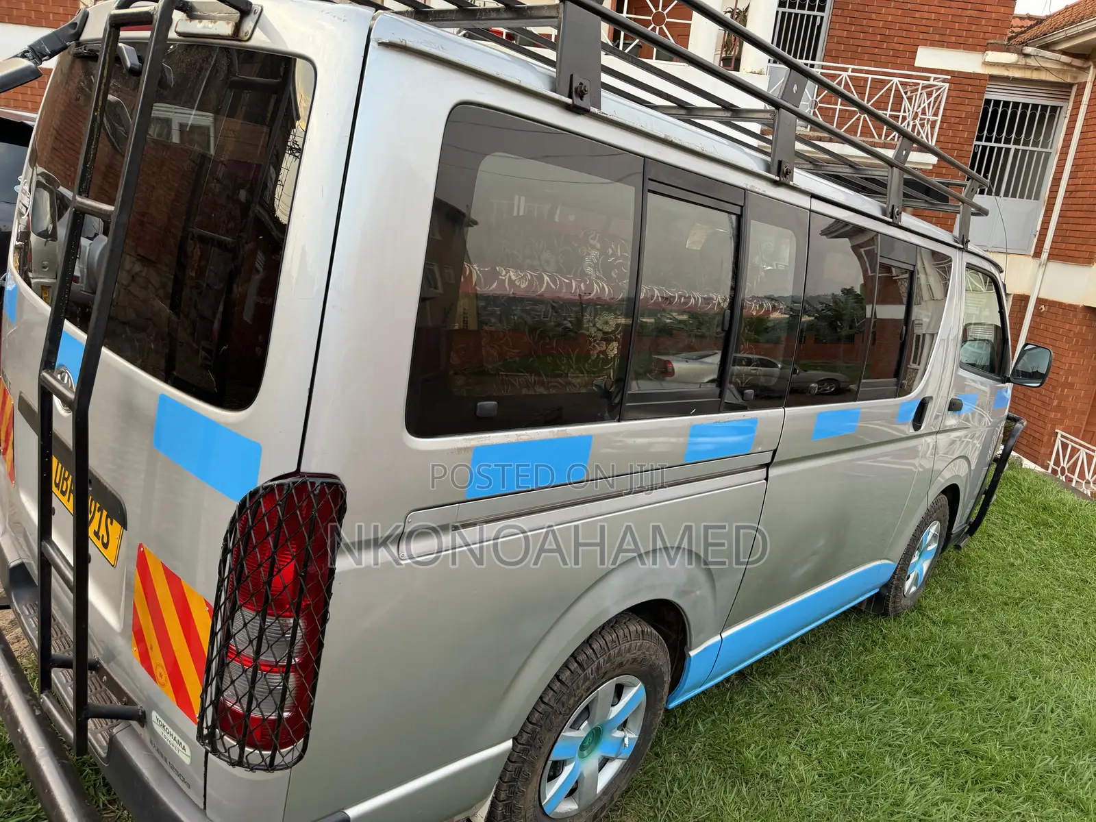Toyota HiAce 2008 Silver