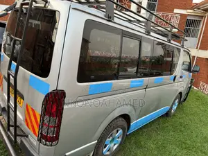 Toyota HiAce 2008 Silver