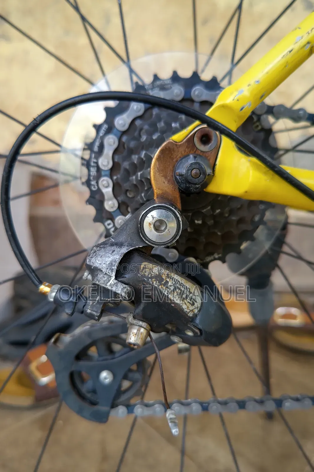 Second-Hand Kihu Bach Hybrid / Urban Commuter Bicycle – Bright Yellow