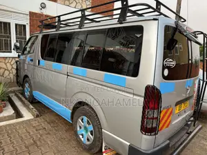 Toyota HiAce 2008 Silver