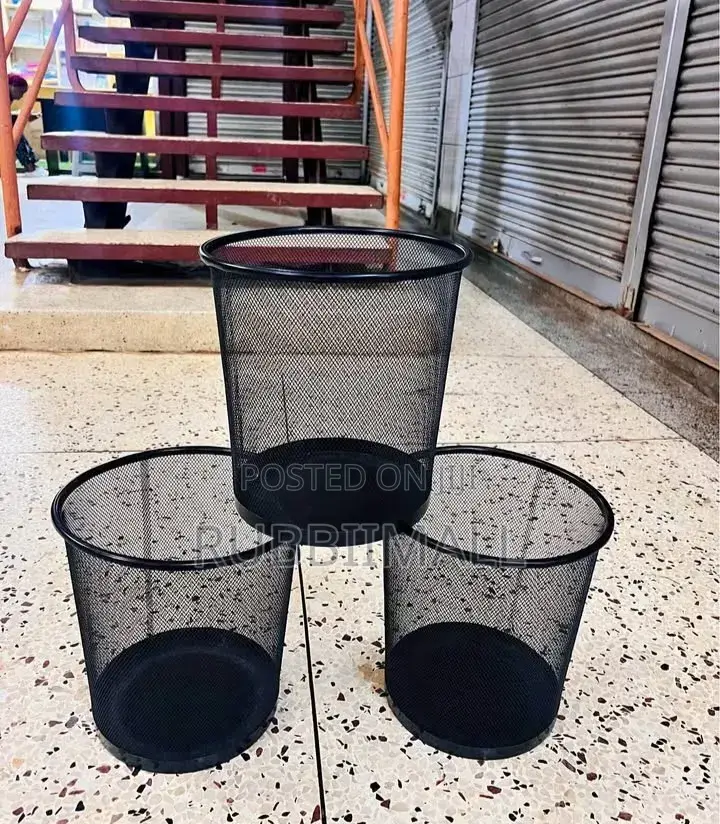 Black Metal Wire Mesh Waste Bin