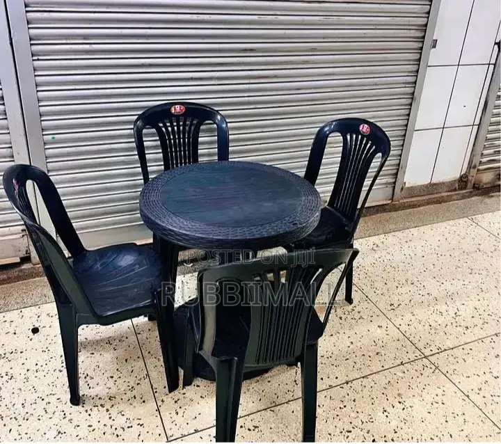 1 Black Small Round Table + 4 Black Armless Chair