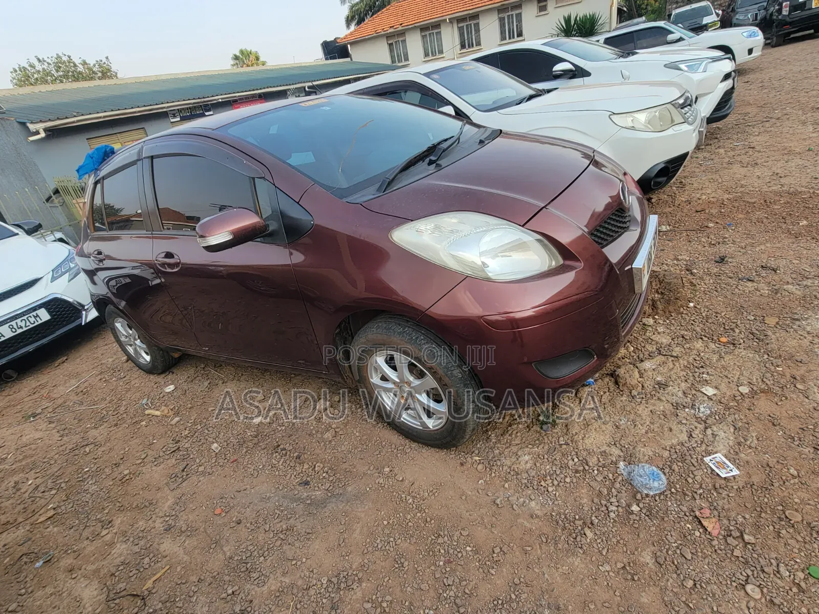 Toyota Vitz 2012 Maroon