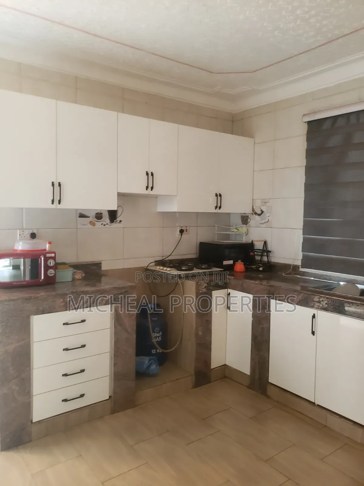 4bdrm Duplex in Wampewo Gayaza Rd 2M, Kawempe for rent
