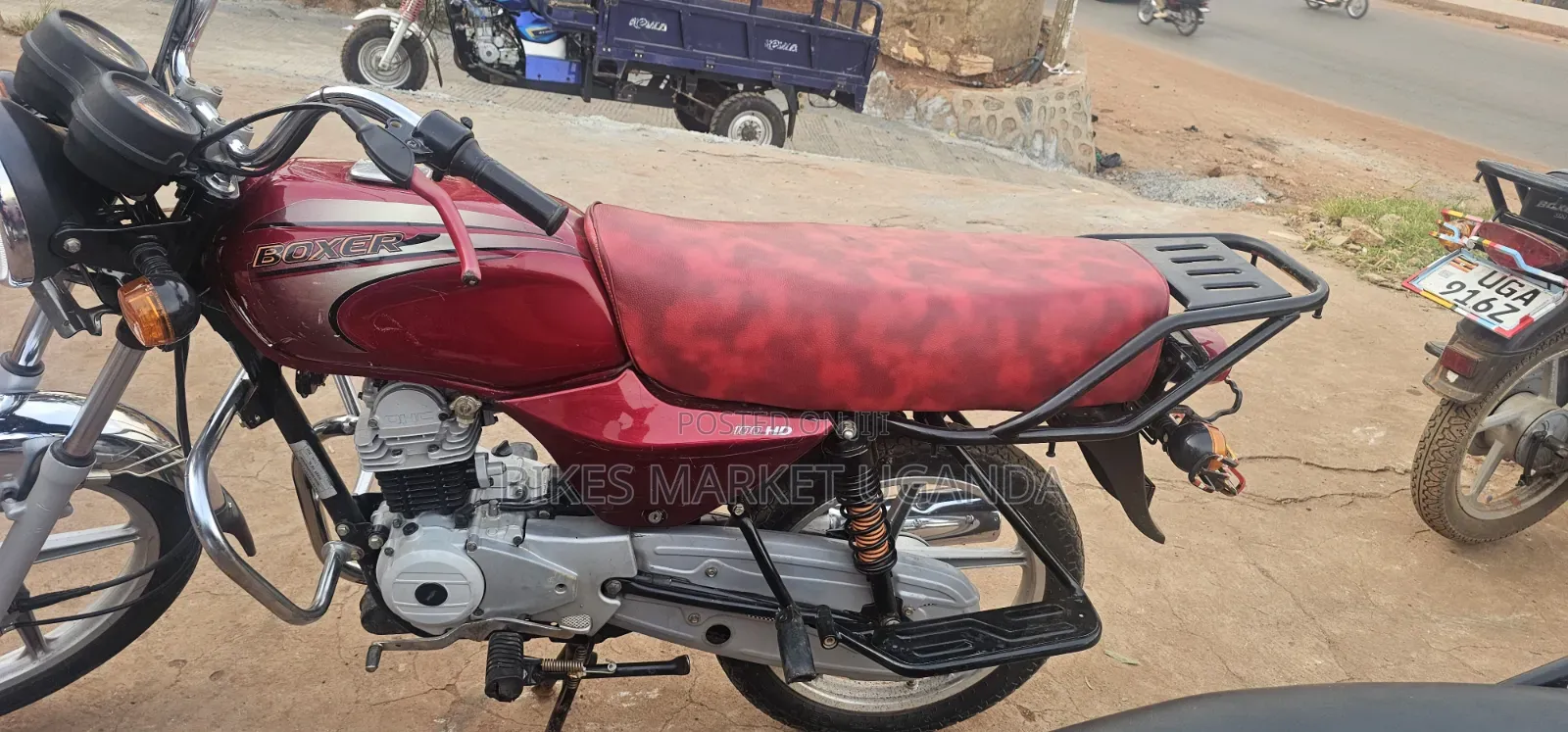 Bajaj Boxer 2025 Red