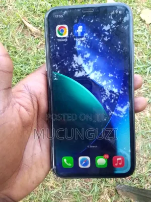 Apple iPhone 11 64 GB Black