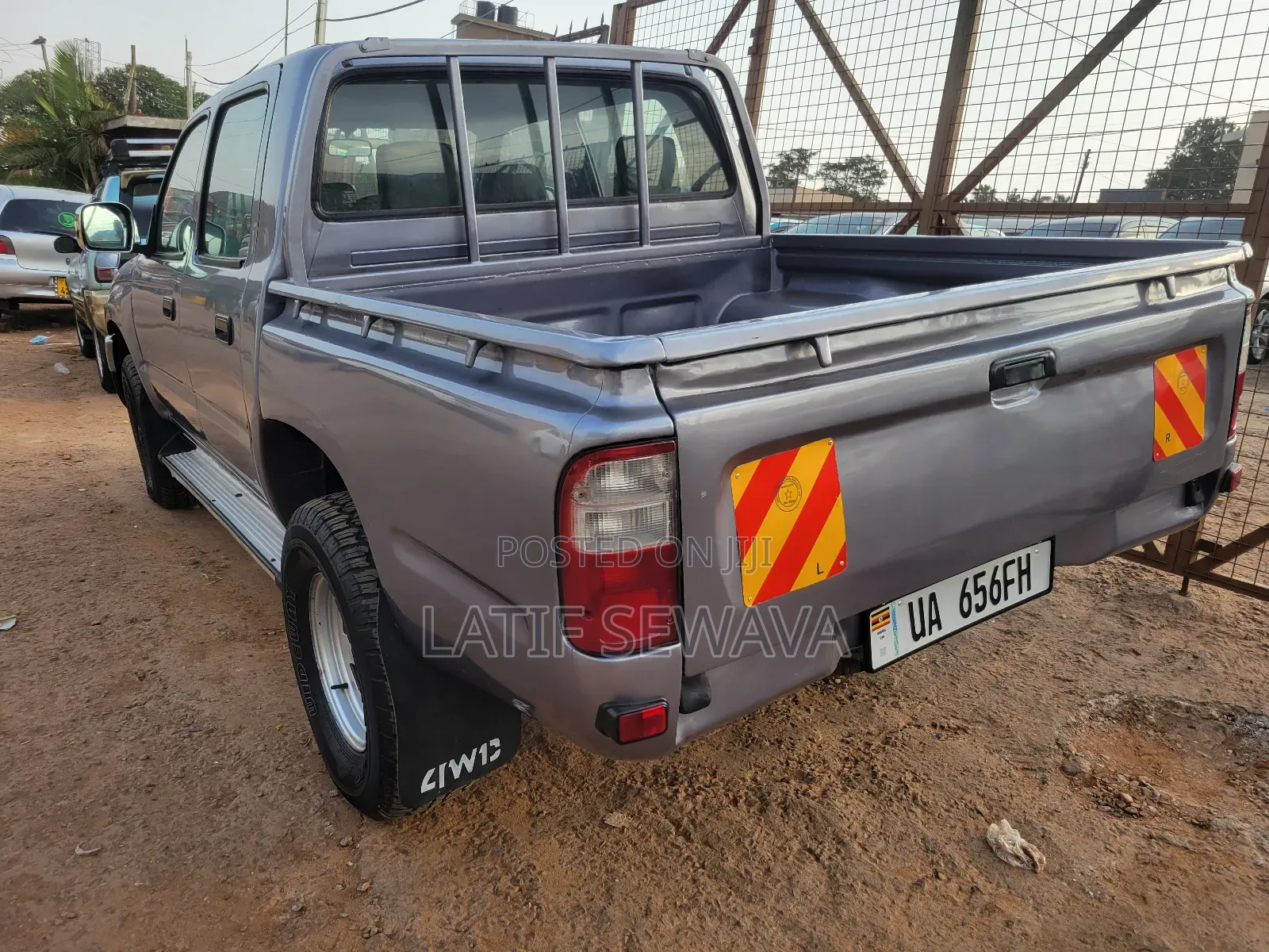 Toyota Hilux 2002 Silver