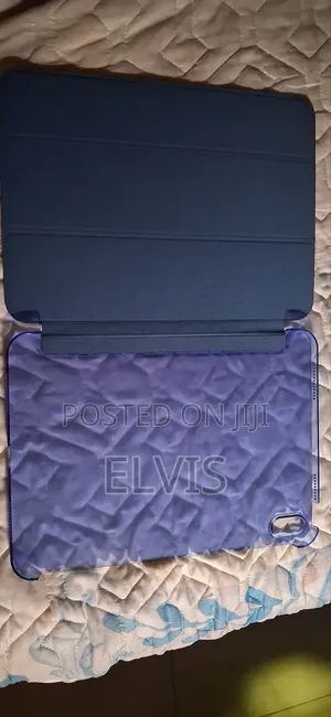 New Apple iPad (2025) 128 GB Blue