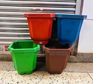 Plastic Flower Pot / Vases