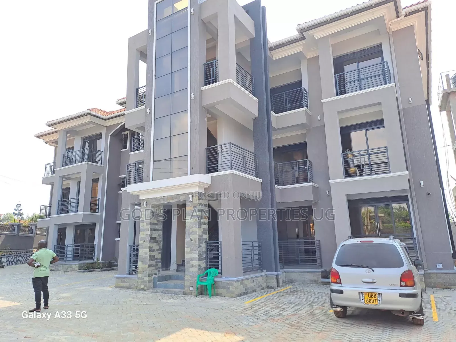3bdrm Apartment in Kansanga, Central Division for rent