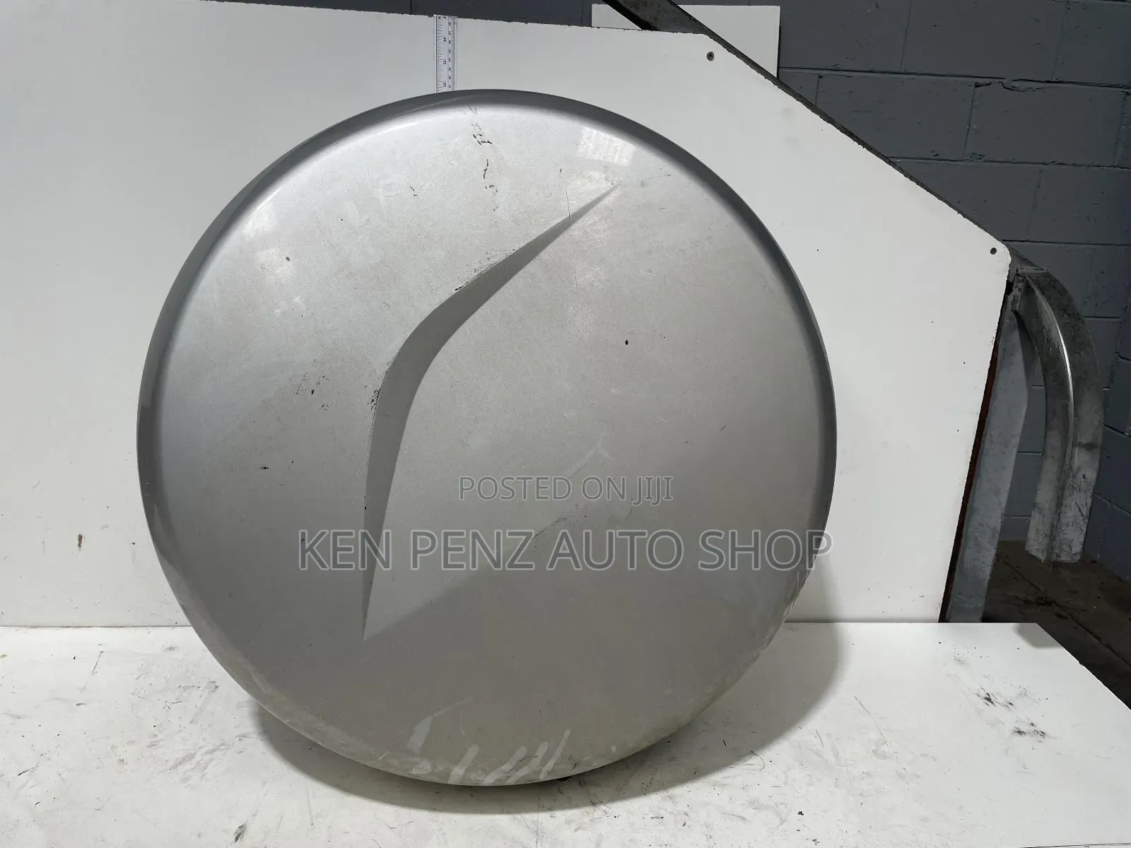 Rav4 2001 - 2002 Rear Spare Tyre Cover ( Plastic)