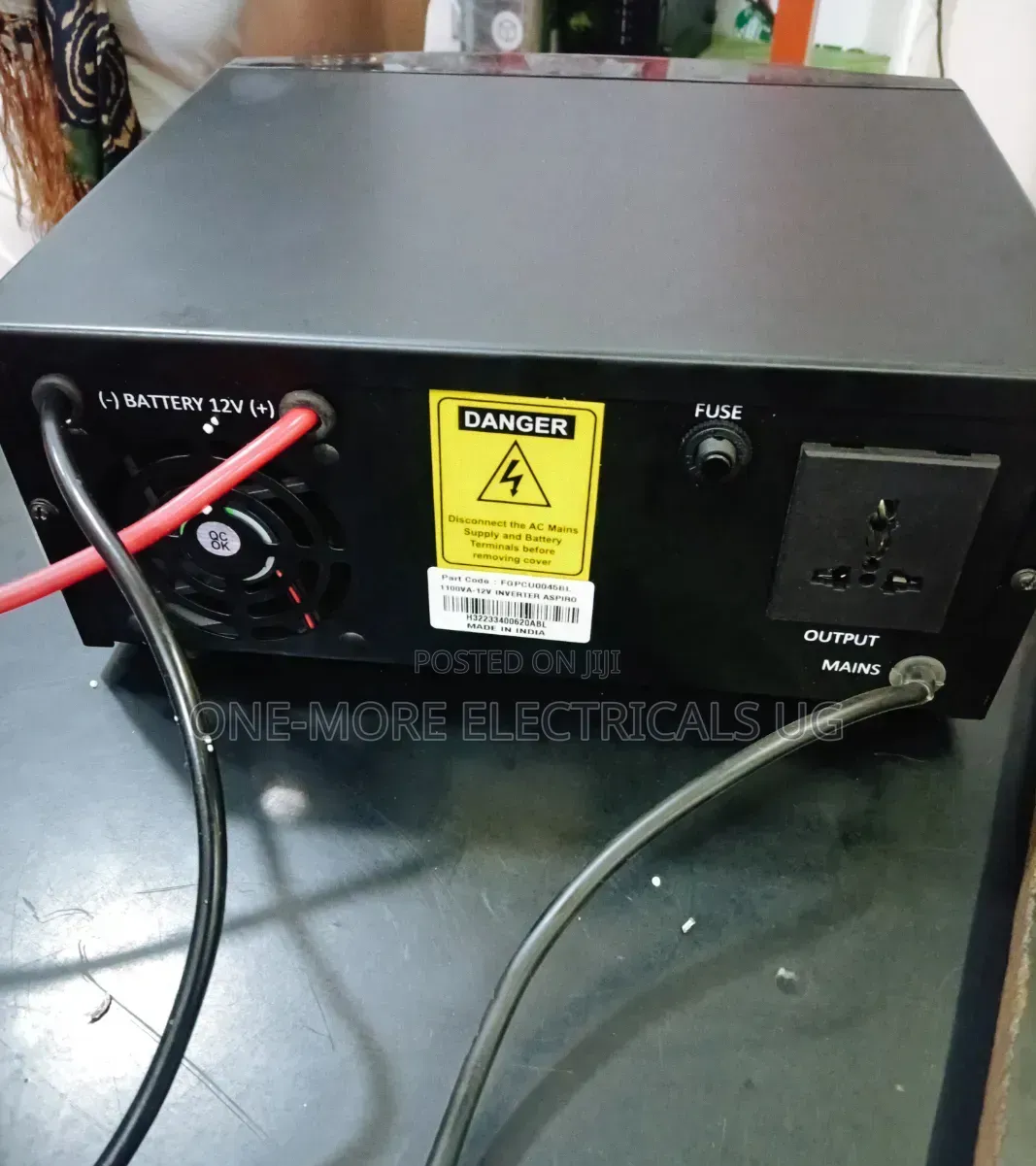 Pure Sine Wave Inverter Charger 1100va/12v