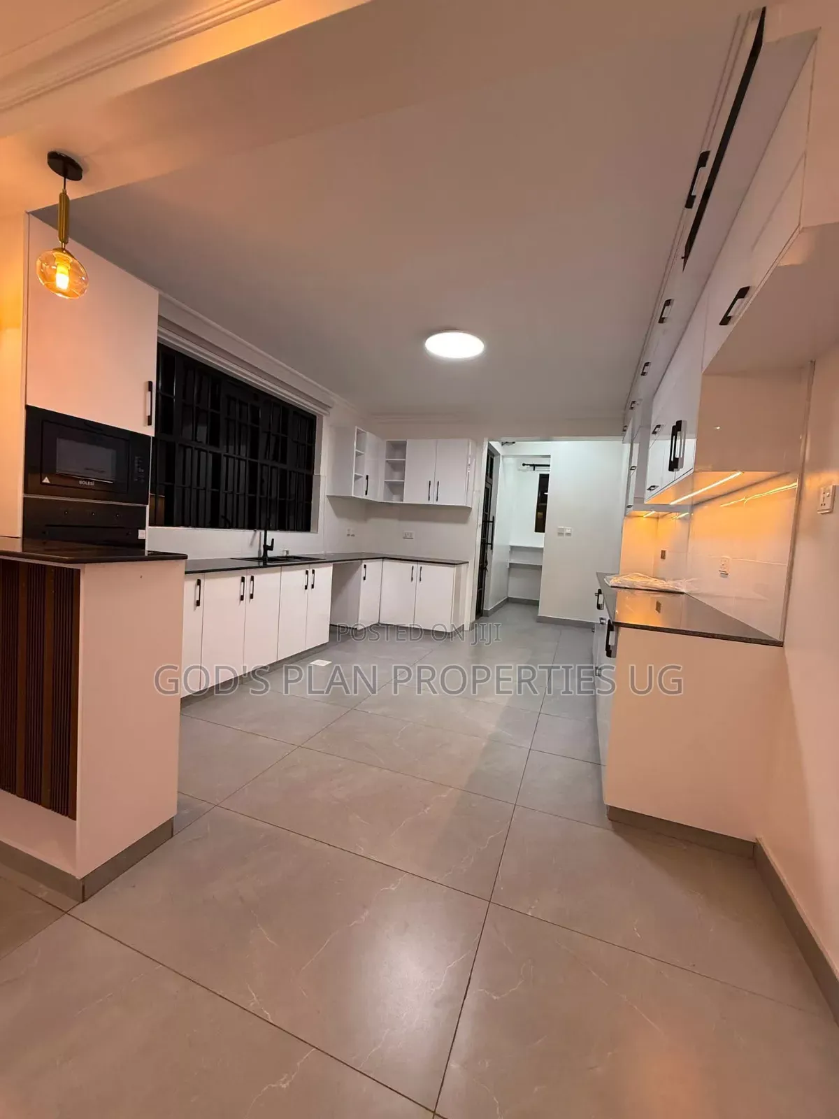 3bdrm Apartment in Kansanga, Central Division for rent